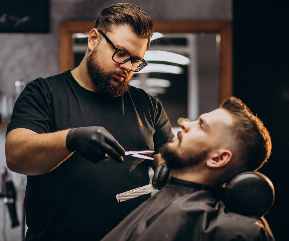 Cara Milih Model Pangkas Rambut Biar Nggak Nyesel di Kursi Barber